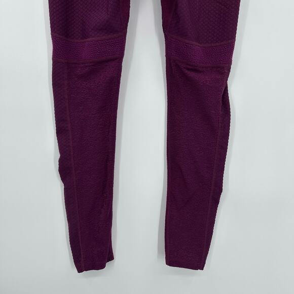 Gymshark True Texture Dark Ruby Mid Rise Leggings Full Length Women’s Size Small - Picture 9 of 12